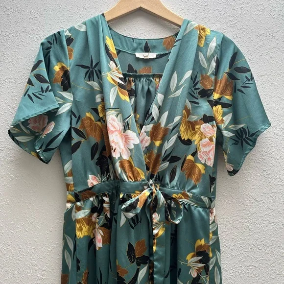 Floral Maxi Wrap Dress - Picture 2 of 6